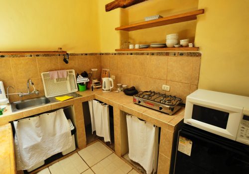 Bungalow kitchen hotel pisac peru